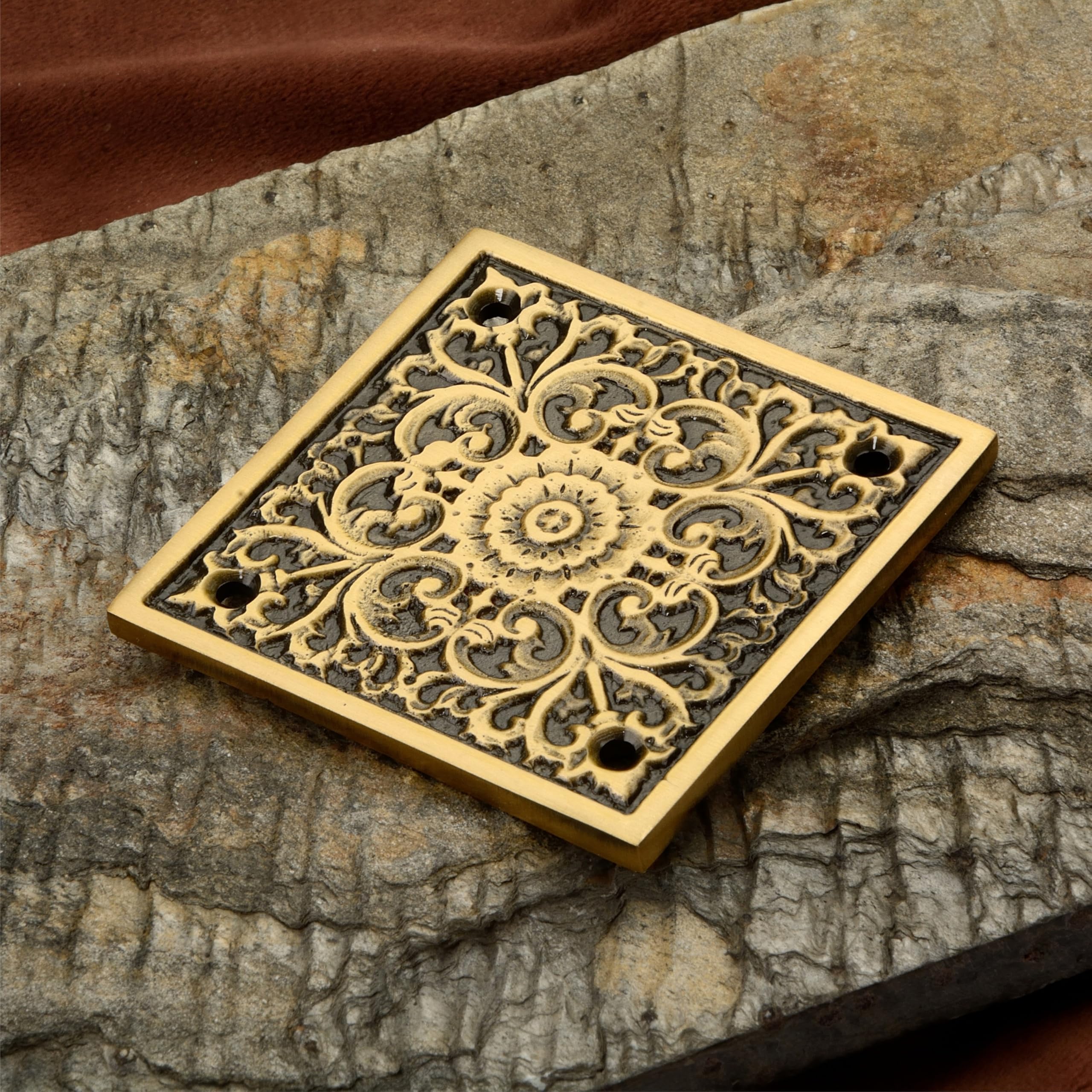 Brass metallic accent hardware